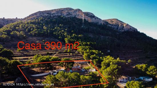 SE VENDE VILLA EN FINESTRAT, OPORTUNIDAD DE INVERSION 390M2, PARCELA 4 343M2 - ALICANTE