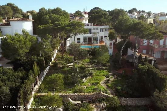 Villa junto al acantilado en Bahia Azul - BALEARES