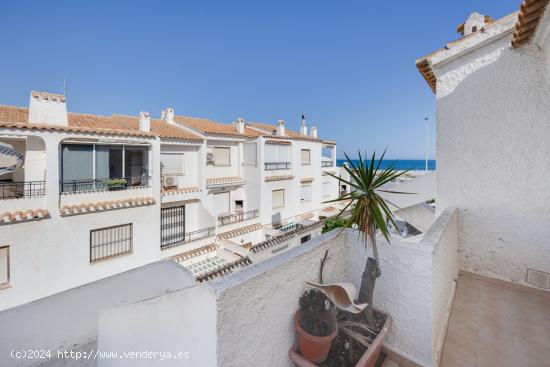 Impresionante apartamento con vistas al mar - ALICANTE