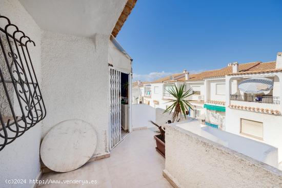 Impresionante apartamento con vistas al mar - ALICANTE