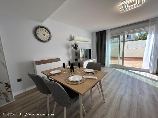 REFORMADO APARTAMENTO EN PLANTA BAJA CON PARCELA DE 80 M2. GARAJE+PISCINA. - ALICANTE