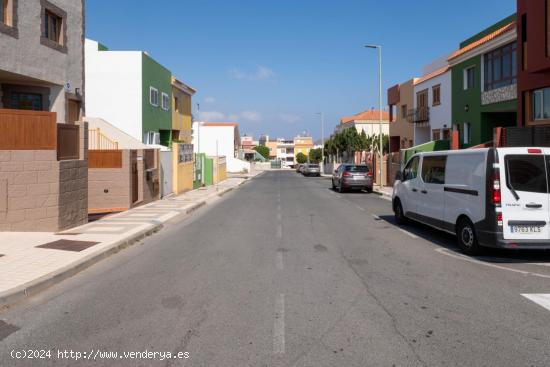 ESPECTACULAR CASA EN ESQUINA EN AGÜIMES - LAS PALMAS - LAS PALMAS