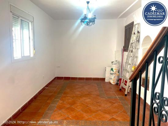  MAGNÍFICA CASA CON TERRAZA PROPIA EN EL CENTRO HISTÓRICO DE VEJER - CADIZ 