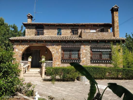 Chalet en Macastre - VALENCIA