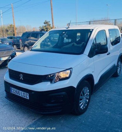 Peugeot Rifter Access Standard BlueHDi 73kW - Arganda del Rey