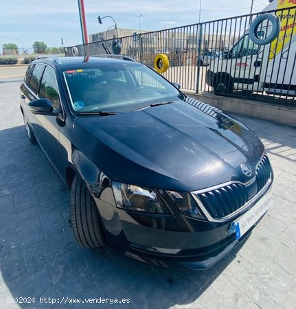 Skoda Octavia Combi 1.5 TGI 96KW(130CV)STY - Arganda del Rey