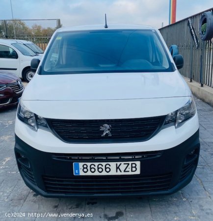 Peugeot Partner Pro Standard 1000kg Blue HDI 55KW - Arganda del Rey