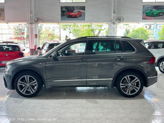 Volkswagen Tiguan R-LINE 1.5TSI 130CV.- 