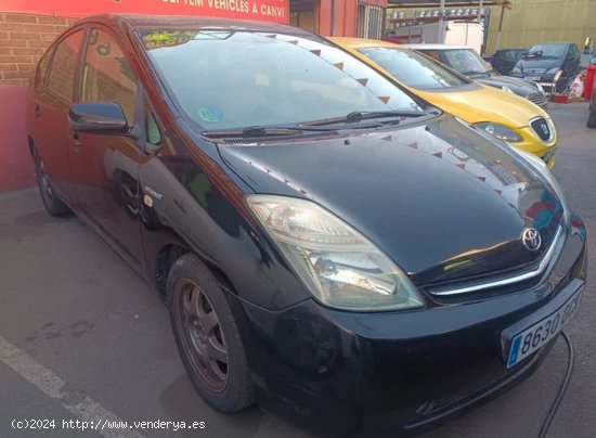 Toyota Prius HIBRIDO - Cornellà