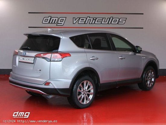 Toyota Rav4 2.5l hybrid 2WD Advanced Pack Drive 197Cv 5p. - Rubí