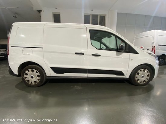 Ford Transit Connect FT Van 1.5 TDCi EcoBlue S&S L2 210 Trend 100cv - GARANTIA FÁBRICA 02/2025 - Ba