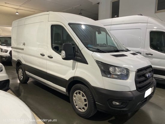 Ford Transit FT 350 L2 Van Trend 130 - GARANTIA FÁBRICA 06/2025 - Barcelona