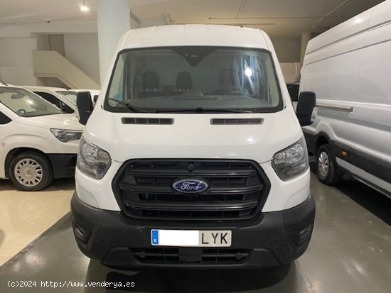 Ford Transit FT 350 L2 Van Trend 130 - GARANTIA FÁBRICA 06/2025 - Barcelona