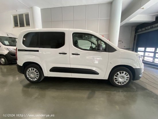 Opel Combo Life 1.5TD S/S Expression 100cv - Barcelona