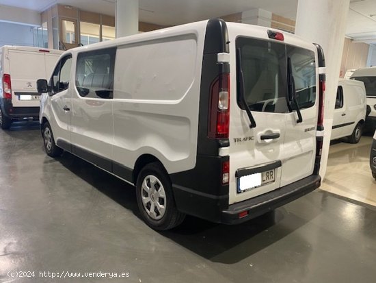 Renault Trafic Combi Mixto 5/6 2.0dCi Energy Blue L N1 150cv - GARANTIA MECANICA - Barcelona