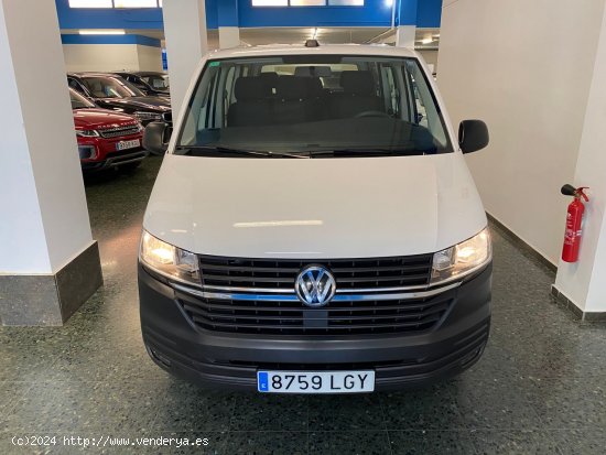 Volkswagen Transporter 2.0 TDI KOMBI 9 PLAZAS - Castelldefels