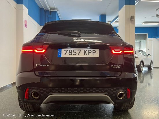 Jaguar E-Pace 2.0 R-Dynamic S AWD Automático - Castelldefels