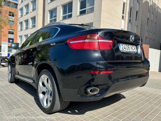 BMW X6 4.0d XDrive 306cv. Nacional, libro. - Sant Just Desvern