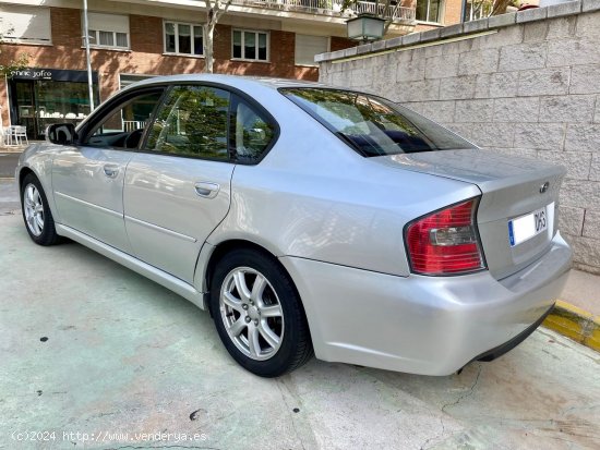 Subaru Legacy 2.0 4X4 137CV SOLO 130.000 KMS !! - Barcelona