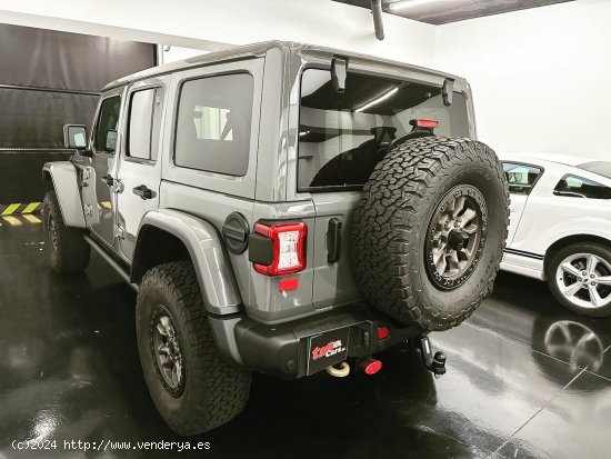 Jeep Wrangler Rubicon Hemi 392 - Terrassa