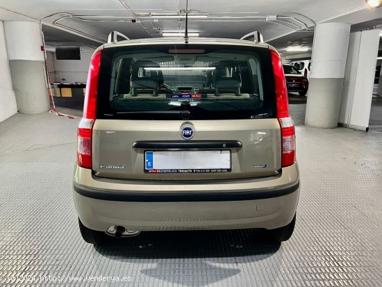 Fiat Panda 1.3 JTD Multijet . Como nuevo!!! Solo 20700!!! - Barcelona