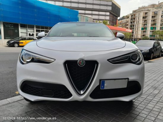 Alfa Romeo Stelvio 2.0  TURBO 16V AT8-Q4 - Barcelona