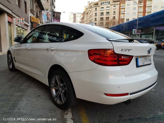 BMW Serie 3 Gran Turismo 320d SPORT LINE - Barcelona