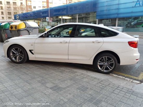 BMW Serie 3 Gran Turismo 320d SPORT LINE - Barcelona