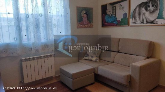 SE VENDE ADOSADO EN EL SALOBRAL VPO/ 3 DORMITORIOS/2 BAÑOS/TERRAZA ATICO 15 METROS/113000€