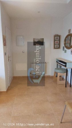 SE VENDE ADOSADO EN EL SALOBRAL VPO/ 3 DORMITORIOS/2 BAÑOS/TERRAZA ATICO 15 METROS/113000€