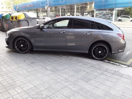 Mercedes CLA Shooting Brake 250 AMG LINE - Barcelona