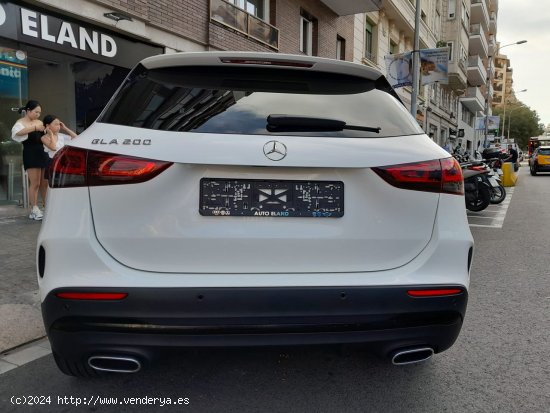 Mercedes GLA 200 AMG LED NIGHT - Barcelona