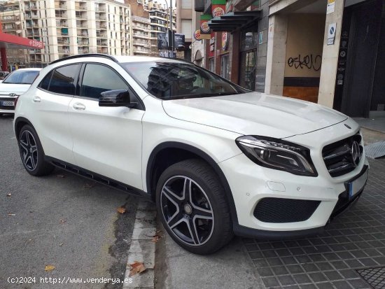 Mercedes GLA 200 AMG NIGHT - Barcelona