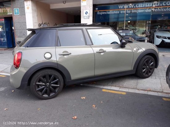  MINI Cooper S 5 PUERTAS - Barcelona 