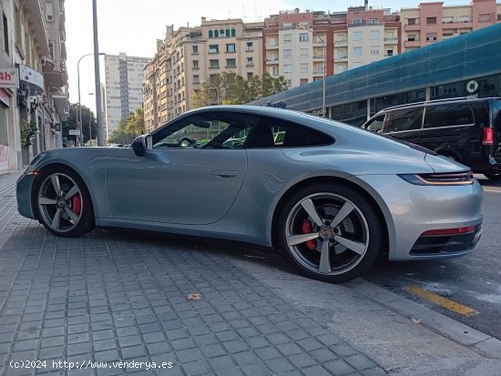 Porsche 911 992 CARRERA S - Barcelona