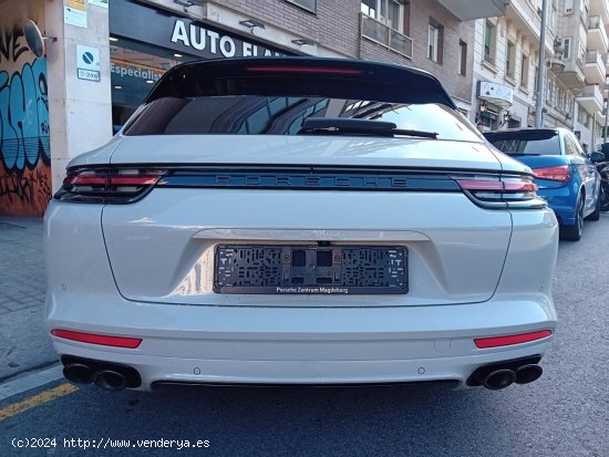 Porsche Panamera GTS SPORT TURISMO - Barcelona