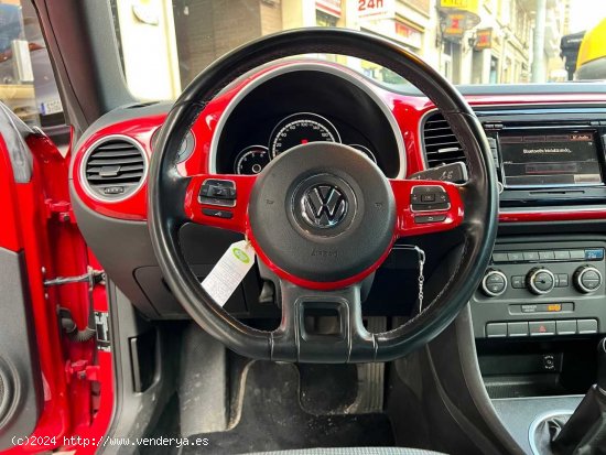 Volkswagen Beetle CABRIO 1.6 TDI - Barcelona