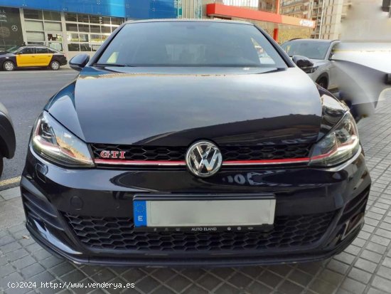 Volkswagen Golf GTI 2.0 TSI PERFORMANCE - Barcelona