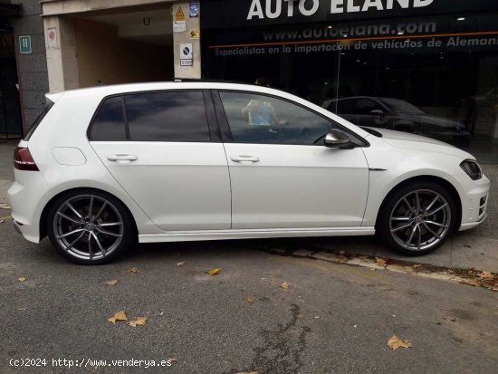 Volkswagen Golf R 4 MOTION DSG - Barcelona