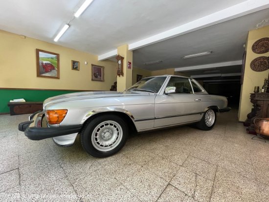 Mercedes 350 SL - Barcelona