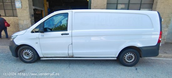 Mercedes Vito 111 cdi furgón largo con forrado interior frigorifico Frigorífico con aparato de fri