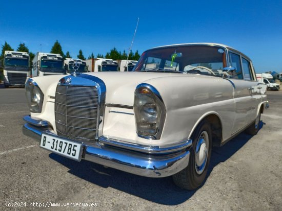  Mercedes 220 S AÑO 1963 DEPOSITO DE VENTA - St. Joan Despi 