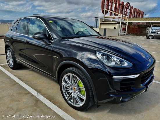 Porsche Cayenne S EHYBRID con TECHO PANORÁMICO, NAVEGADOR... - El Prat de Llobregat