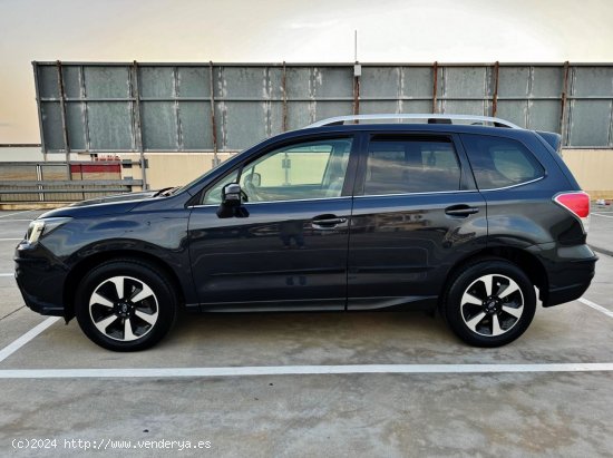 Subaru Forester 2.0 TD Lineartronic Executive con TECHO SOLAR, CUERO COMPLETO... - El Prat de Llobre