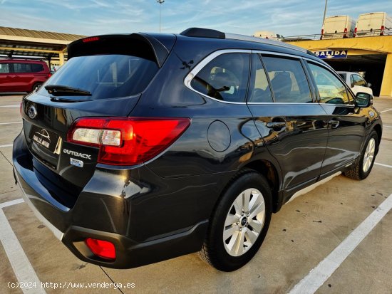 Subaru Outback 2.0 TD Executive Plus CVT Lineartron AWD - El Prat de Llobregat