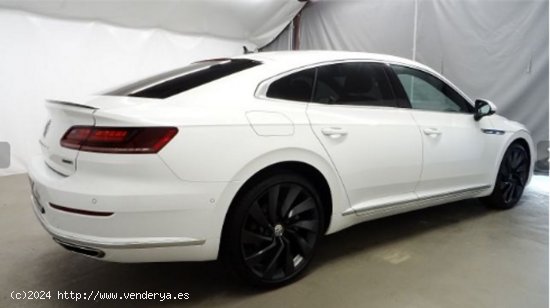 Volkswagen Arteon 2.0 TSI R-LINE 4M DSG - Barcelona