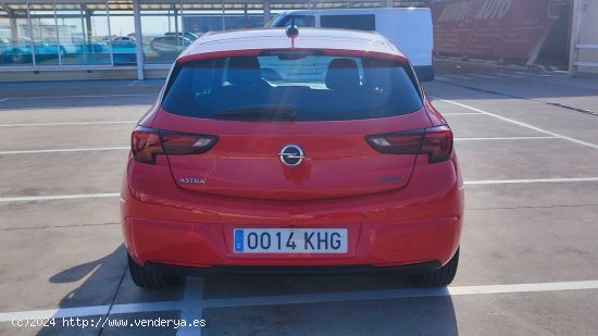 Opel Astra Opel Astra 1.4 Turbo S&S Dynamic 110 kW - El Prat de Llobregat