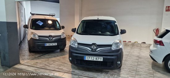 Renault Kangoo 1.5 DCI FURGON 90CV PUERTA LATERAL DERECHA-AIRE ACONDICIONADO - Mataró