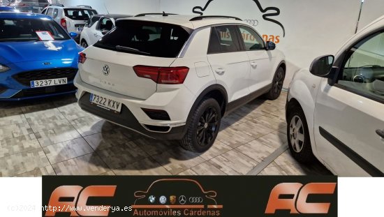 Volkswagen T-Roc 1.0 TSI 110CV ADVANCE NAVEGADOR GPS-APPLE CARPLAY -ANDROID Auto - Mataró