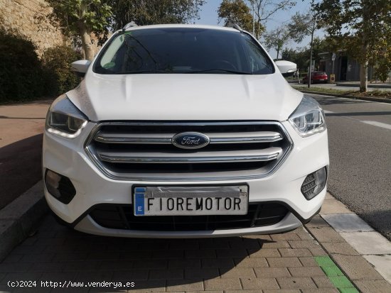 Ford Kuga 1.5 EcoBoost GASOLINA 180 CV 4x4 Trend Automático - Barcelona